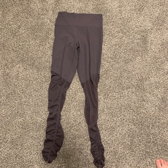 Fabletics leggings - Picture 2 of 3